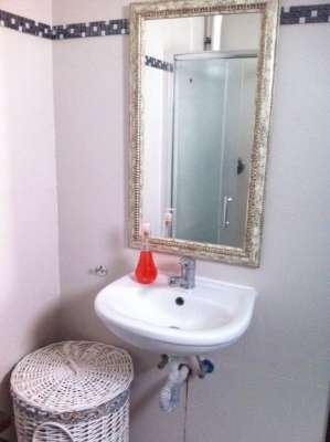 חדרים לפי שעה בשרון 6