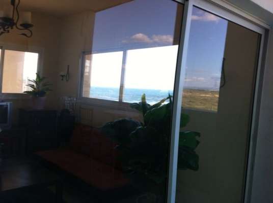 חדרים לפי שעה בשרון 18